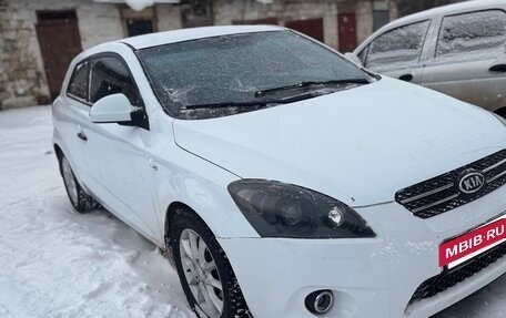 KIA cee'd I рестайлинг, 2009 год, 505 505 рублей, 2 фотография