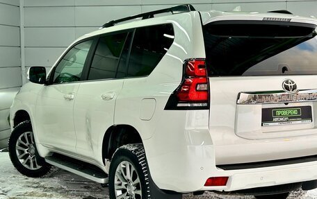 Toyota Land Cruiser Prado 150 рестайлинг 2, 2018 год, 5 399 000 рублей, 8 фотография