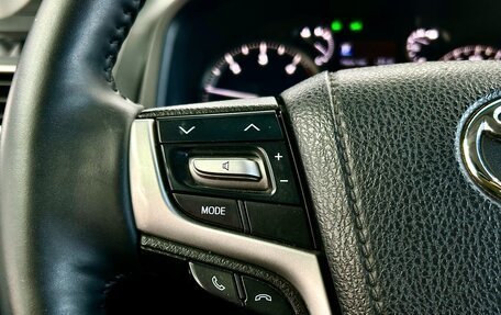 Toyota Land Cruiser Prado 150 рестайлинг 2, 2018 год, 5 399 000 рублей, 25 фотография