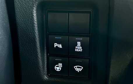 Toyota Land Cruiser Prado 150 рестайлинг 2, 2018 год, 5 399 000 рублей, 27 фотография