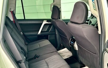 Toyota Land Cruiser Prado 150 рестайлинг 2, 2018 год, 5 399 000 рублей, 36 фотография