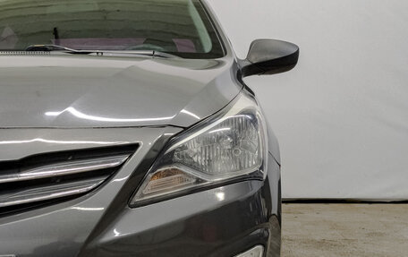 Hyundai Solaris II рестайлинг, 2015 год, 990 000 рублей, 17 фотография