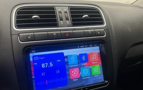 Volkswagen Polo VI (EU Market), 2011 год, 639 900 рублей, 15 фотография