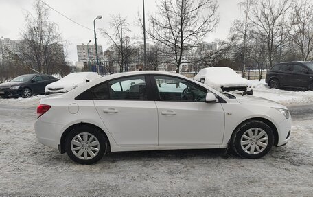 Chevrolet Cruze II, 2011 год, 630 000 рублей, 7 фотография
