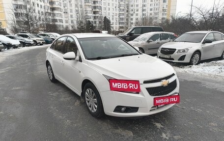 Chevrolet Cruze II, 2011 год, 630 000 рублей, 2 фотография