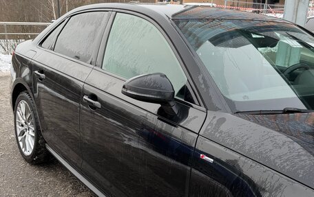 Audi A4, 2017 год, 2 460 000 рублей, 4 фотография