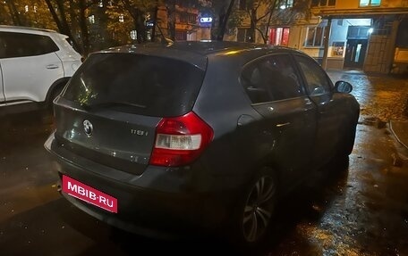 BMW 1 серия, 2006 год, 900 000 рублей, 4 фотография