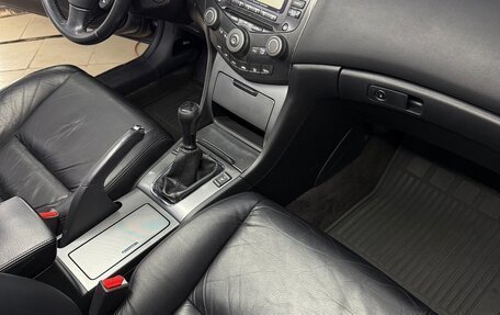 Honda Accord VII рестайлинг, 2006 год, 1 100 000 рублей, 17 фотография