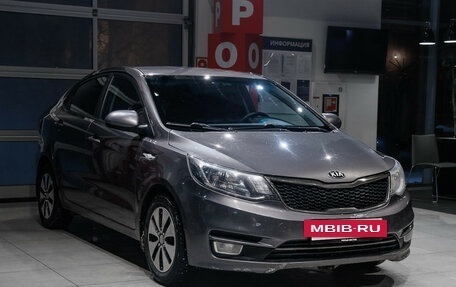 KIA Rio III рестайлинг, 2016 год, 860 000 рублей, 3 фотография