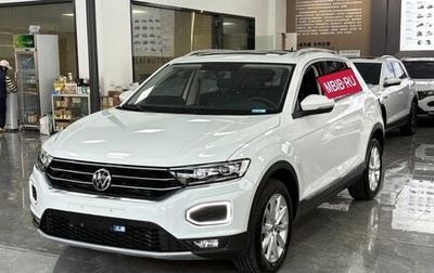 Volkswagen T-Roc I, 2022 год, 1 731 000 рублей, 1 фотография