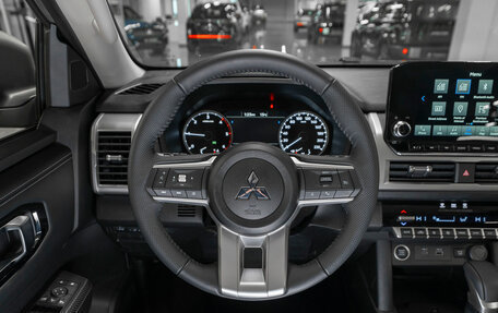 Mitsubishi L200, 2025 год, 5 450 000 рублей, 10 фотография