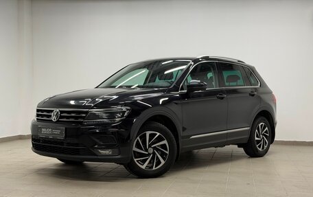 Volkswagen Tiguan II, 2018 год, 2 470 000 рублей, 1 фотография