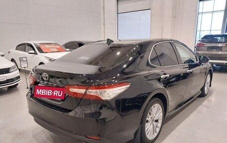 Toyota Camry, 2018 год, 2 580 000 рублей, 6 фотография