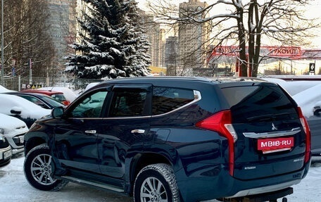 Mitsubishi Pajero Sport III рестайлинг, 2019 год, 3 249 000 рублей, 4 фотография