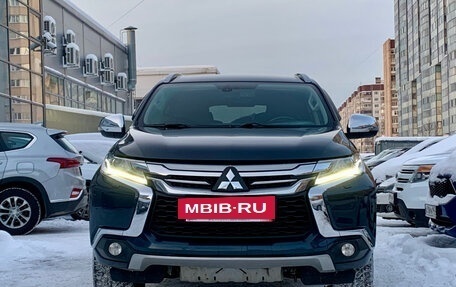 Mitsubishi Pajero Sport III рестайлинг, 2019 год, 3 249 000 рублей, 2 фотография