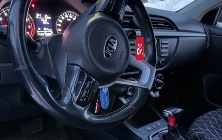 KIA Rio IV, 2018 год, 1 300 000 рублей, 5 фотография