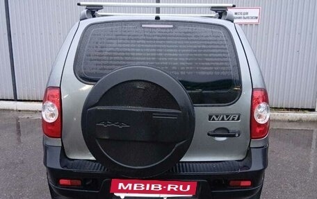 Chevrolet Niva I рестайлинг, 2011 год, 435 000 рублей, 2 фотография