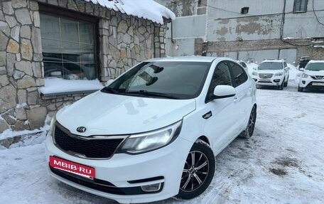 KIA Rio III рестайлинг, 2016 год, 940 000 рублей, 2 фотография
