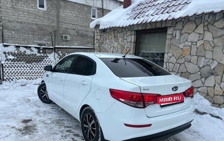 KIA Rio III рестайлинг, 2016 год, 940 000 рублей, 5 фотография