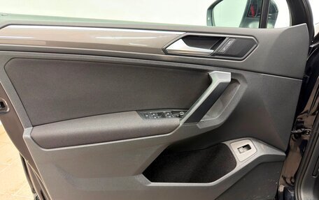 Volkswagen Tiguan II, 2018 год, 2 470 000 рублей, 11 фотография