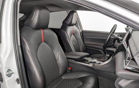 Toyota Camry, 2022 год, 4 300 000 рублей, 24 фотография