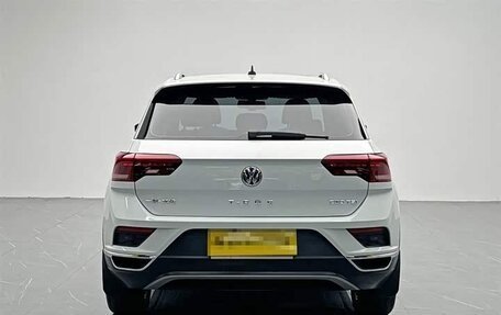 Volkswagen T-Roc I, 2022 год, 1 790 000 рублей, 6 фотография