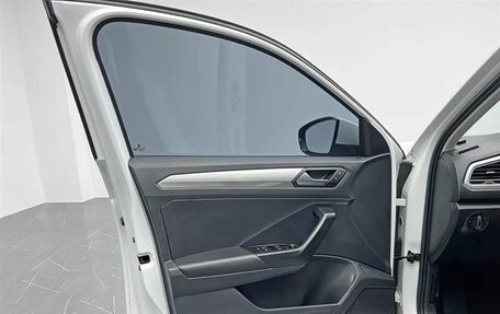 Volkswagen T-Roc I, 2022 год, 1 790 000 рублей, 15 фотография