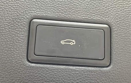 Volkswagen T-Roc I, 2022 год, 1 790 000 рублей, 19 фотография