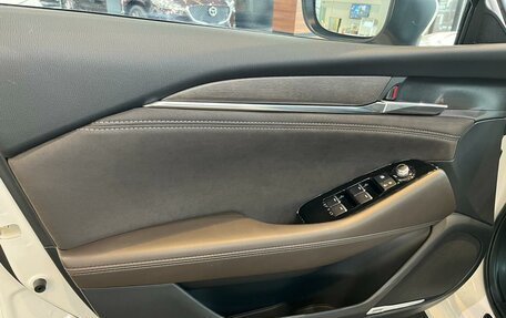 Mazda 6, 2023 год, 4 100 000 рублей, 17 фотография