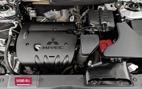 Mitsubishi Outlander III рестайлинг 3, 2022 год, 3 030 000 рублей, 9 фотография