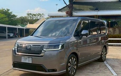 Honda Stepwgn, 2023 год, 2 600 000 рублей, 1 фотография