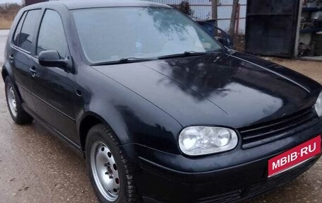 Volkswagen Golf IV, 1998 год, 250 000 рублей, 1 фотография