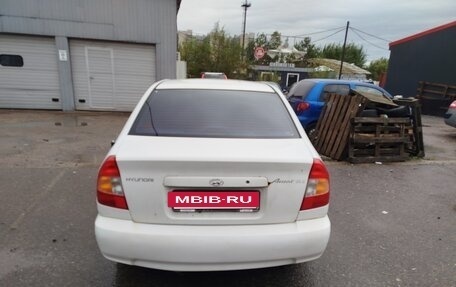 Hyundai Accent II, 2001 год, 130 000 рублей, 2 фотография