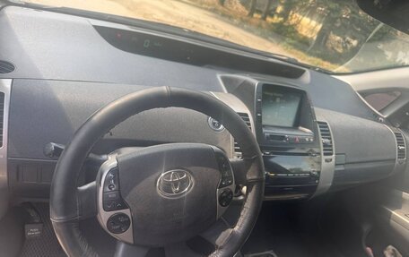 Toyota Prius, 2007 год, 830 000 рублей, 7 фотография