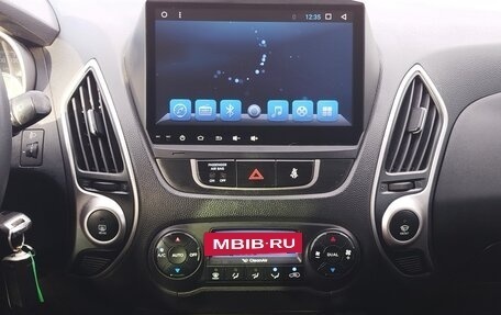 Hyundai ix35 I рестайлинг, 2013 год, 1 315 000 рублей, 13 фотография