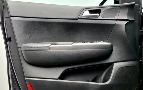 KIA Sportage IV рестайлинг, 2019 год, 2 350 000 рублей, 18 фотография