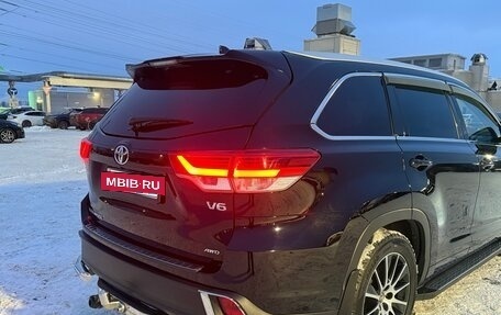 Toyota Highlander III, 2016 год, 3 500 000 рублей, 2 фотография