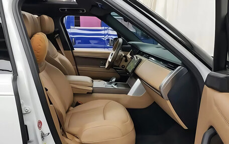 Land Rover Range Rover IV рестайлинг, 2024 год, 23 600 000 рублей, 13 фотография