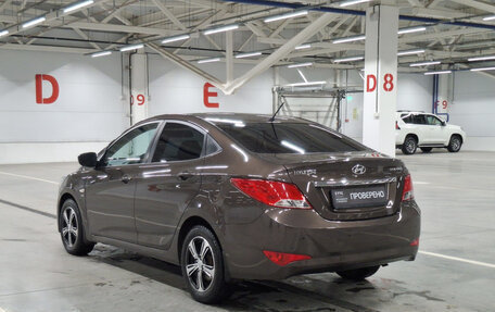 Hyundai Solaris II рестайлинг, 2015 год, 890 000 рублей, 11 фотография