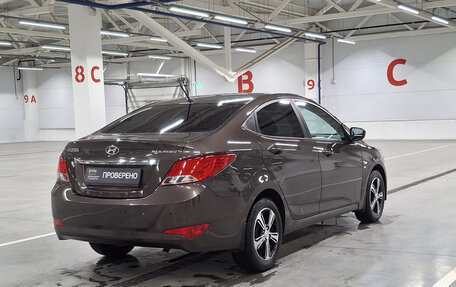 Hyundai Solaris II рестайлинг, 2015 год, 890 000 рублей, 9 фотография