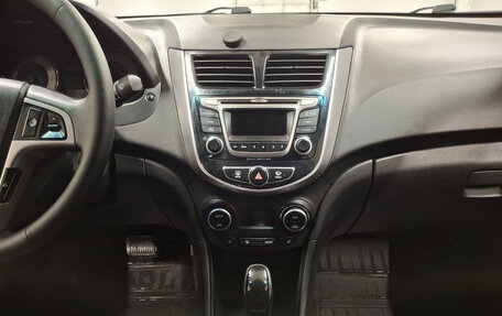 Hyundai Solaris II рестайлинг, 2015 год, 890 000 рублей, 19 фотография