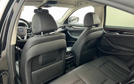 BMW 5 серия, 2020 год, 2 890 000 рублей, 15 фотография