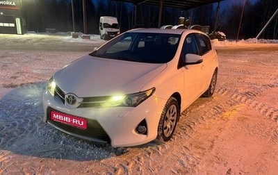 Toyota Auris II, 2014 год, 1 420 000 рублей, 1 фотография