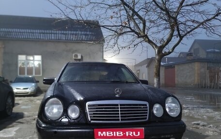 Mercedes-Benz E-Класс, 1997 год, 350 000 рублей, 1 фотография