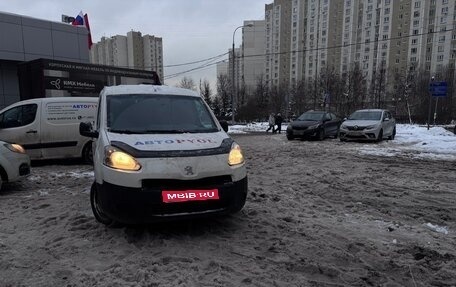 Peugeot Partner II рестайлинг 2, 2014 год, 450 000 рублей, 1 фотография