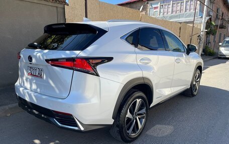 Lexus NX I, 2021 год, 4 100 000 рублей, 3 фотография