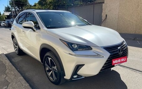 Lexus NX I, 2021 год, 4 100 000 рублей, 5 фотография