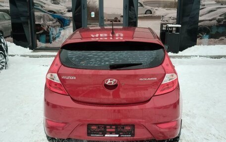 Hyundai Solaris II рестайлинг, 2012 год, 720 000 рублей, 5 фотография