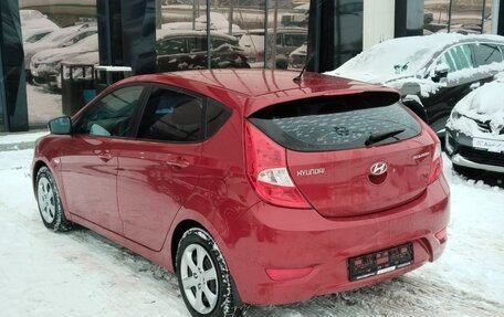 Hyundai Solaris II рестайлинг, 2012 год, 720 000 рублей, 4 фотография