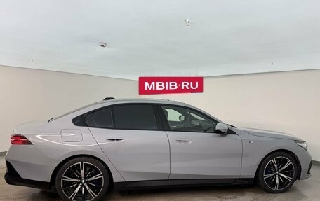 BMW 5 серия, 2024 год, 8 699 000 рублей, 6 фотография